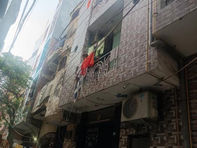 House for sale in Deri