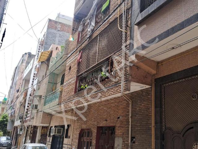 House for sale in North East Delhi, Deri