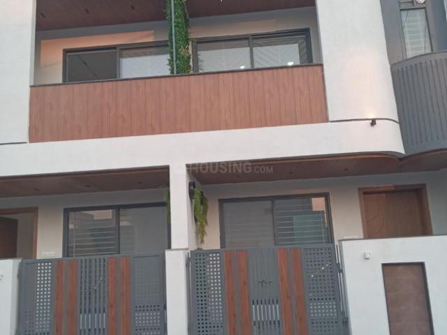 House for sale in Madya