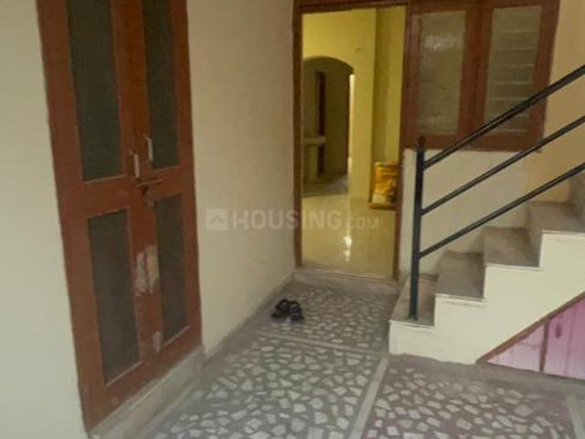 House for rent in Madya