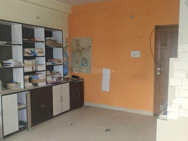 House for sale in Madya