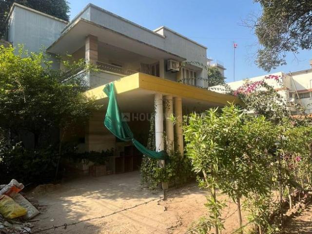 House for sale in Navrangpura - Ahmedabad, Gujarat