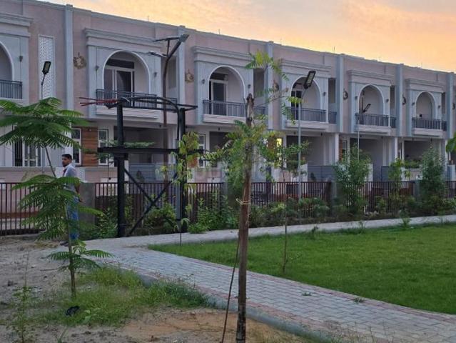 House for sale in Pink City, Jetpur