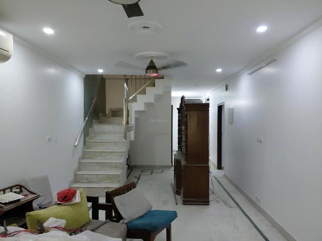 House for rent in Deri