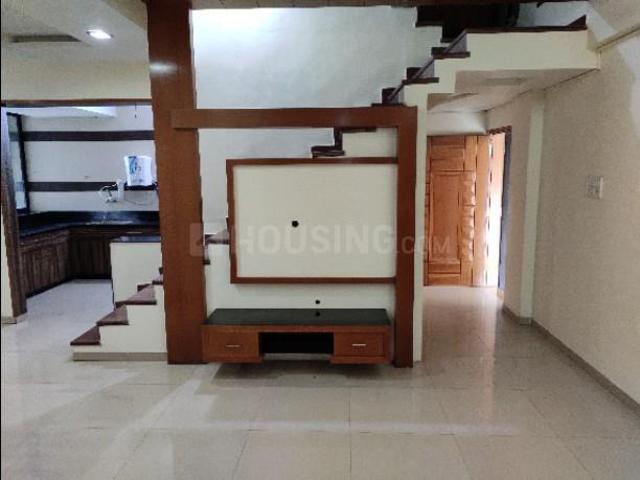 Flat for sale in Sarkhej, Gujarat