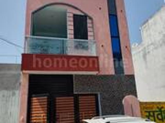 Row House for sale in Madya