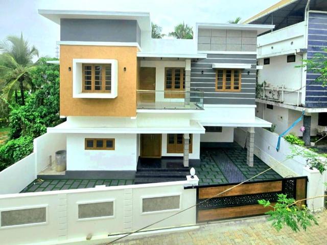 Villa for sale in Aluva, Kerala