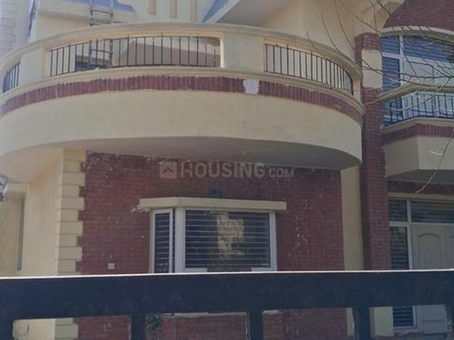 Villa for rent in Hariana