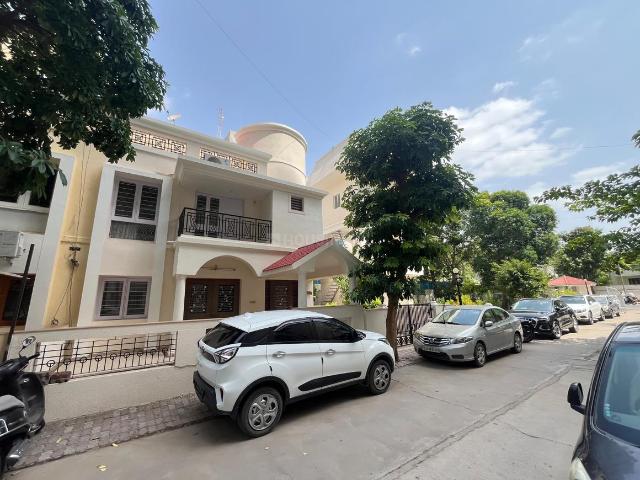 Villa for rent in Gujarat