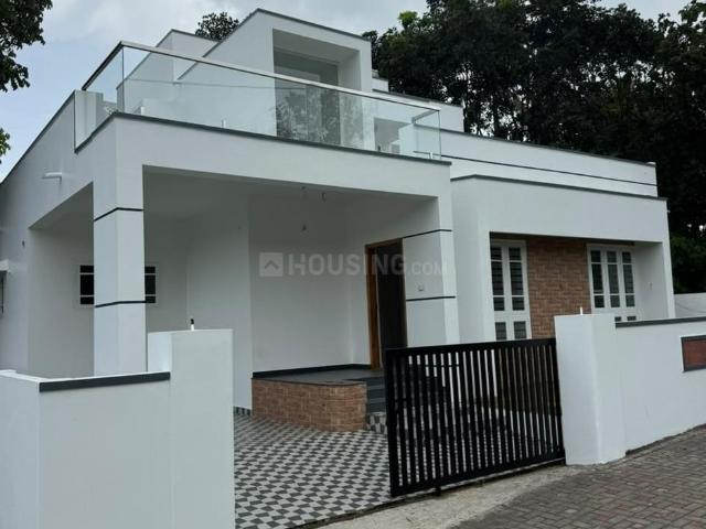 Villa for sale in Chottanikkara, Kurikad