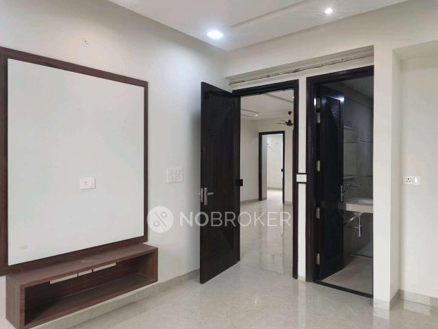 Property for rent in Hariana
