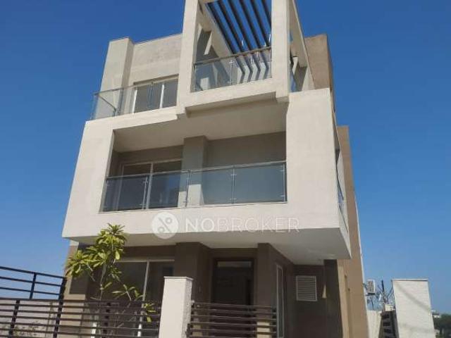 Property for rent in Hariana