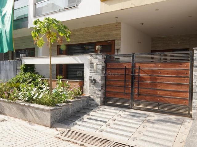 Villa for rent in Baqarpur, Punjab