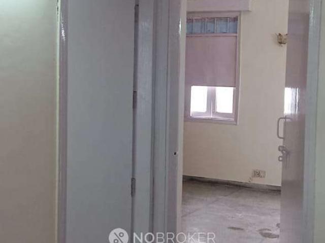 Property for rent in Sector 21, Noida