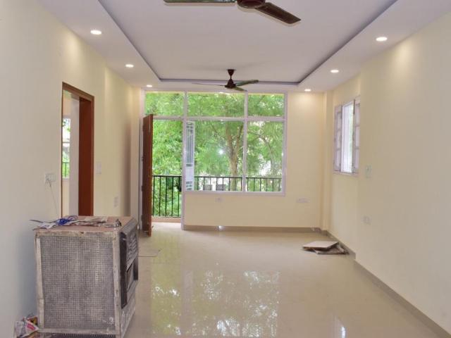 Villa for sale in West Delhi, Deri