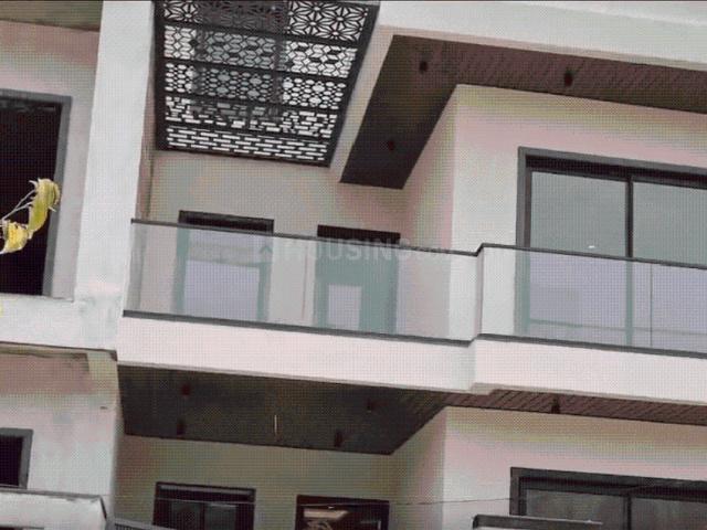 Villa for sale in Agra