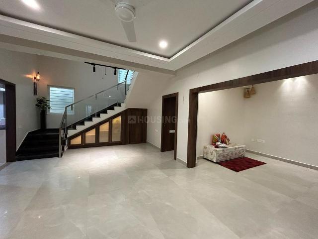 Villa for rent in Kelambakkam, Tamil Nadu