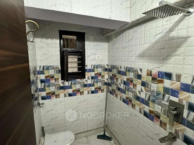 Property for rent in North Delhi, Deri