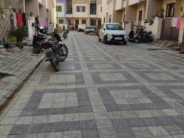 Villa for rent in Pink City, Jetpur