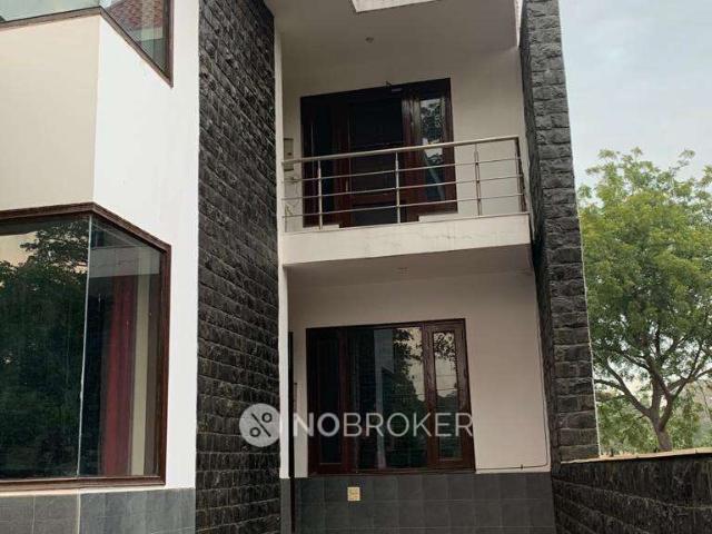 Property for rent in Hariana