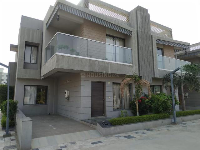 Villa for sale in Gujarat