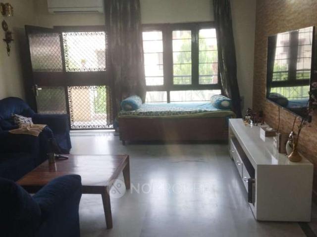 Property for rent in Hariana