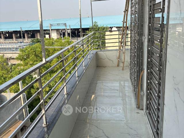 Property for rent in South West Delhi, Deri