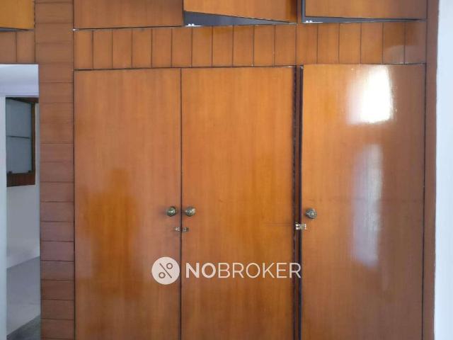 Property for rent in East Delhi, Deri