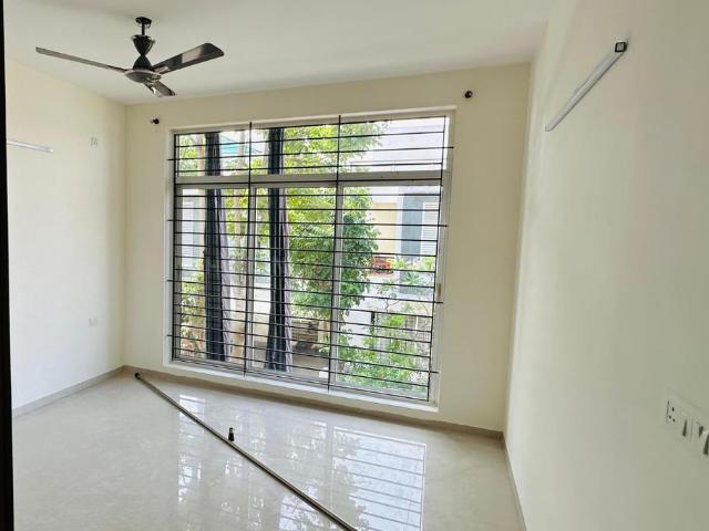 Villa for rent in Navalur, Chengalpattu