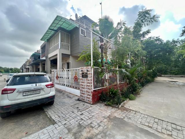 Villa for sale in Gujarat
