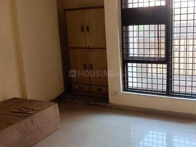 Villa for rent in Noida