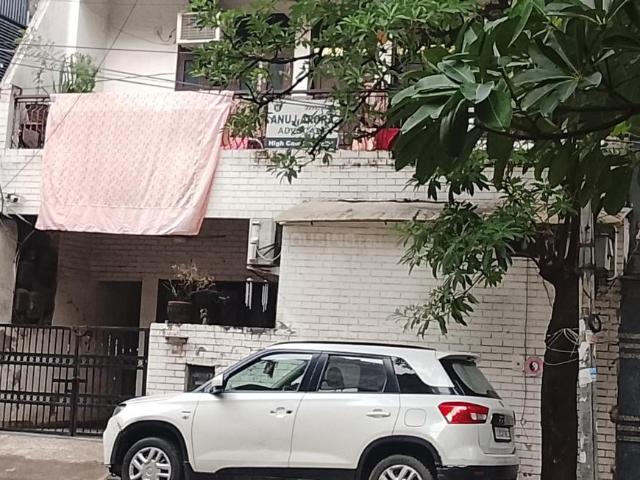 Villa for sale in North West Delhi, Deri