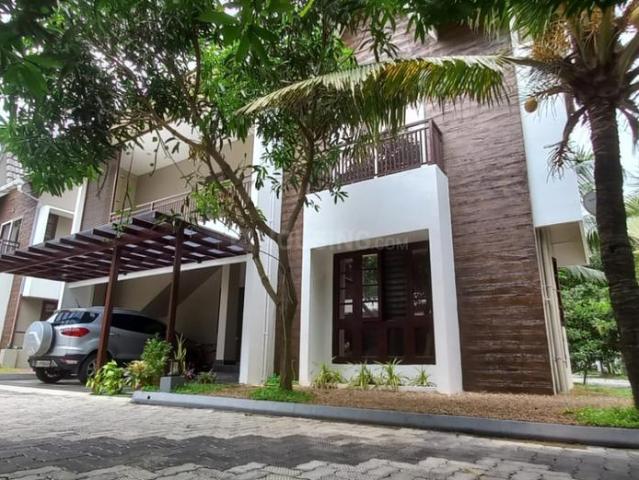 Villa for sale in Kochi