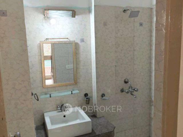 Property for rent in Hariana