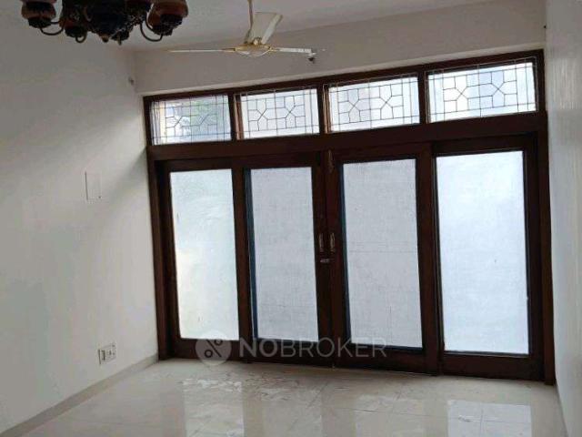 Property for rent in East Delhi, Deri