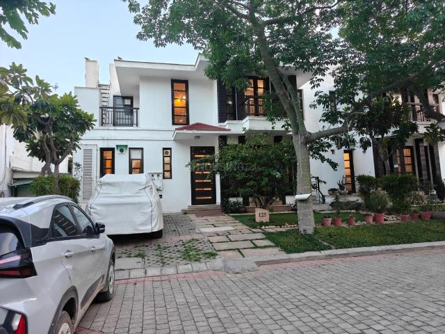 Villa for rent in Hariana