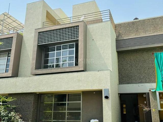 Villa for sale in Gujarat