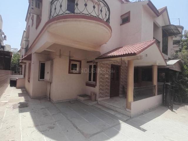 Villa for rent in South Bopal, Ahmedabad