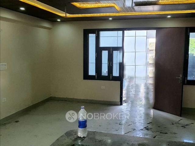 Property for rent in Sector 55, Noida