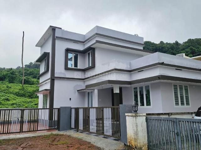 Villa for sale in Thrissur