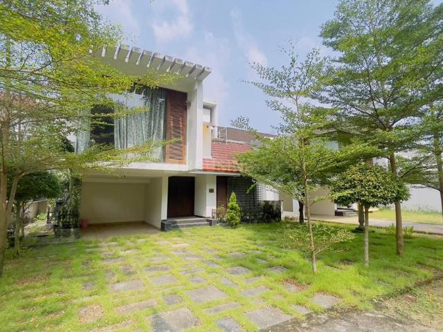 Villa for sale in Kochi