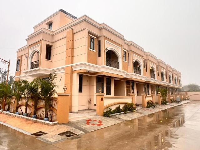Villa for rent in Pink City, Jetpur