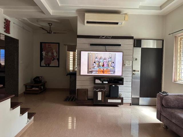Villa for sale in Gujarat