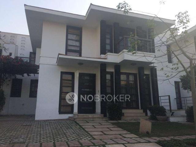 Property for rent in Hariana