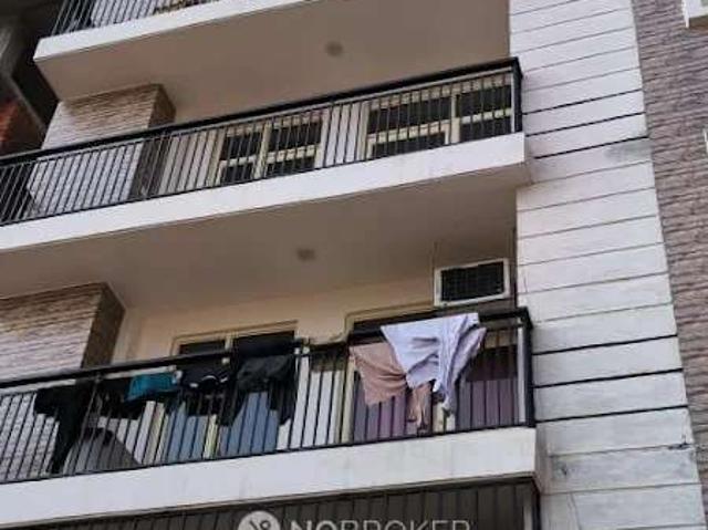 Property for sale in Hazipur, Noida