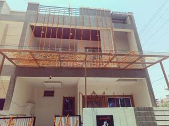 Villa for sale in Madya