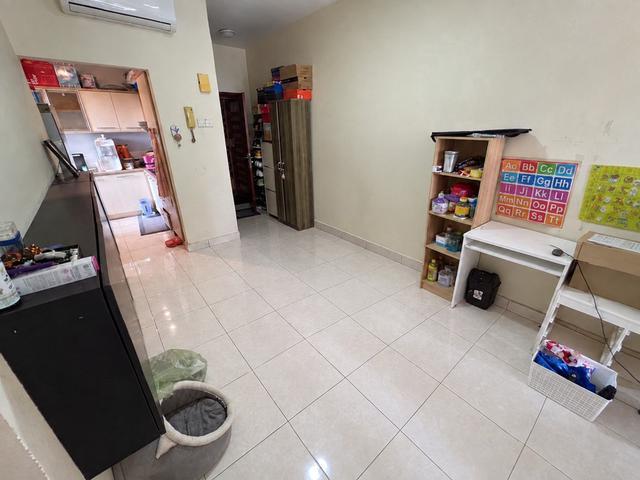 Serviced Residence for sale in Petaling Jaya, Petaling