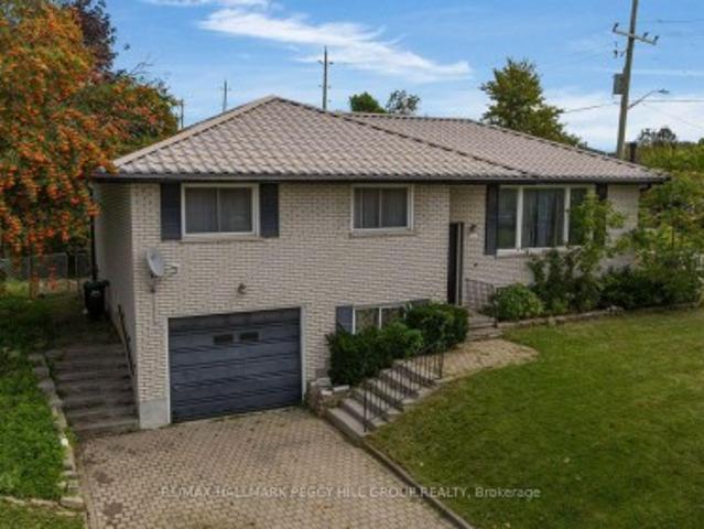 House for sale in Barrie, Ontario