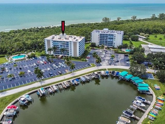 Condo for sale in Naples, Florida
