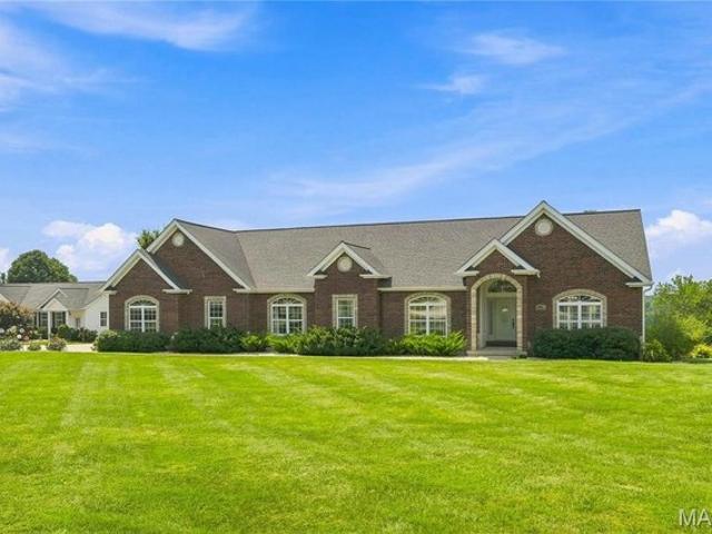 House for sale in Troy, Missouri